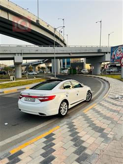 هيونداي أزيرا
